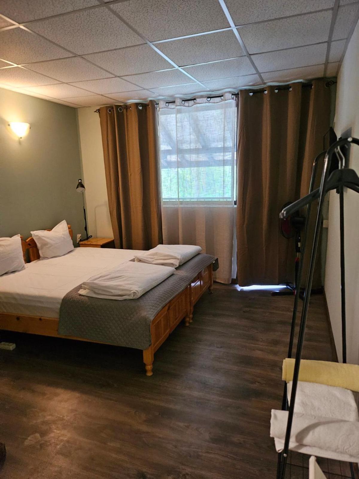 Orehite-Family Hotel ,Food & Pool Bozhichen Exteriér fotografie