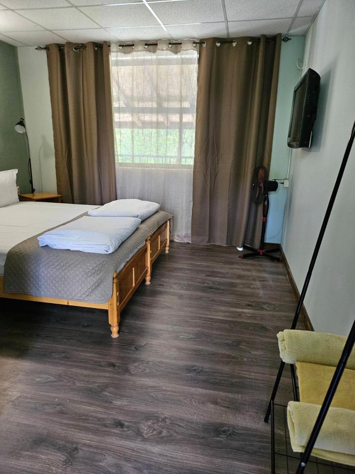 Orehite-Family Hotel ,Food & Pool Bozhichen Exteriér fotografie